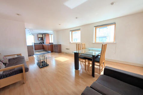 1 Bedroom Flat