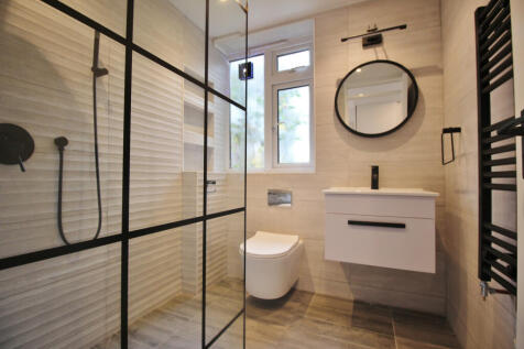 Wet Room / Shower Room