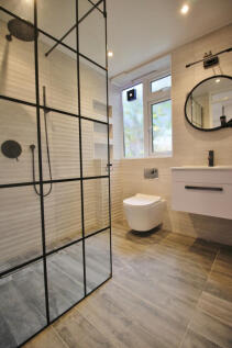 Wet Room / Shower Room