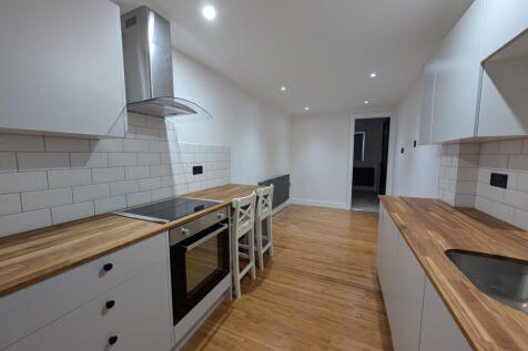 Open-Plan Kitchen in Annex