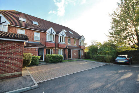 Newly Decorated 1 Bed Maisonette