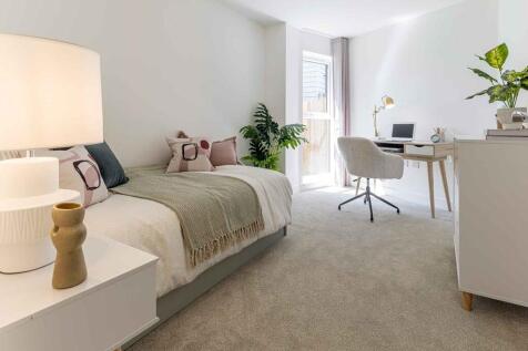 Plenty of space as a bedroom and home office