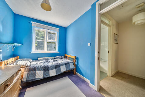 1357563-5-68d6bd0...