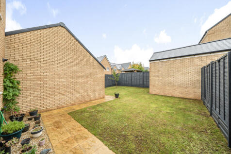 1354342-5-68df8ba...