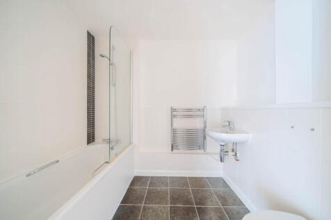 1302566-15-683990...