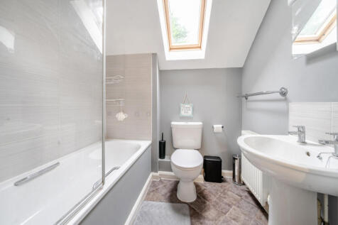 1376608-14-690c7a...