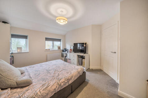 1376290-18-691352...