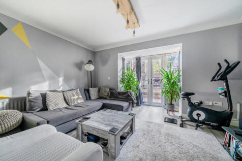 1376884-1-6915f5b...