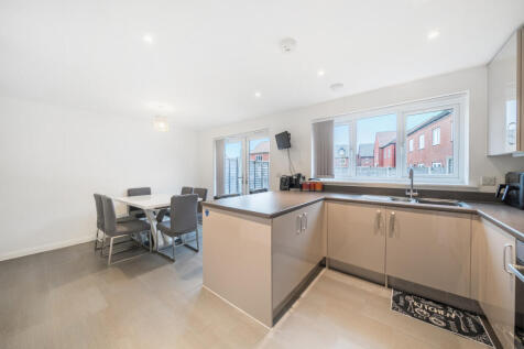 1380153-23-692853...