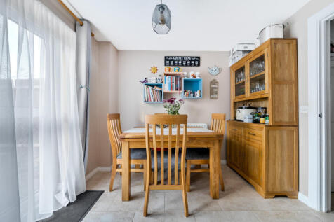 1386291-7-6929d39...