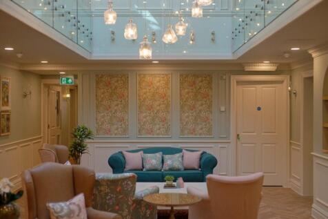 Finch Owners Lounge