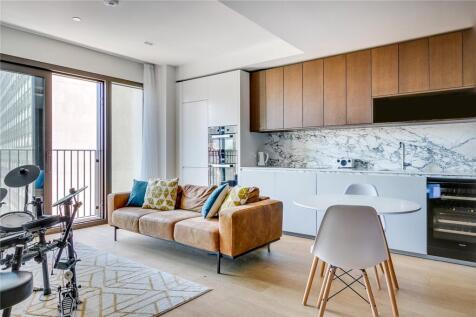 Reception/Kitchen