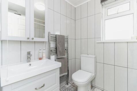 Family Shower Room