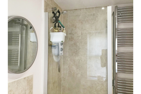 Ensuite Shower