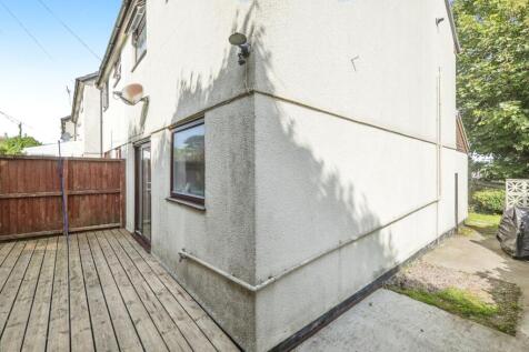 Rear &amp; Side Garden