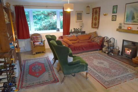 4. Lounge