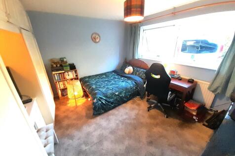 15. Bedroom Three (Ground floor)