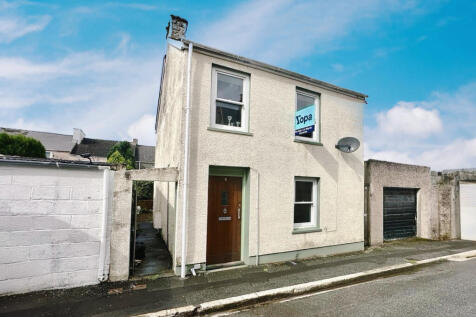 Front with Street Parking available
