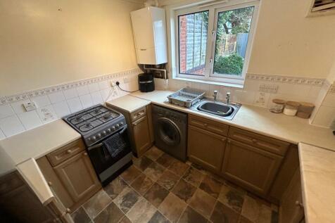 Kitchen R-L