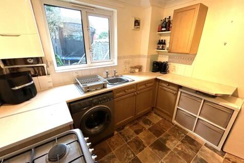 Kitchen L-R