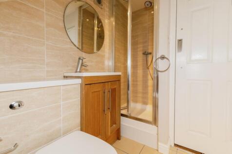 Bedroom One En-suite