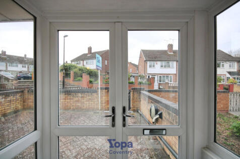 0355b250-Porch.JPG