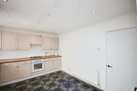 1be4b5b1-Kitchen 202.JPG