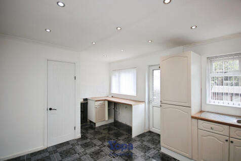 4b7c656d-Kitchen 203.JPG