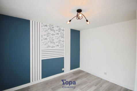 13400071-Bed 202.JPG