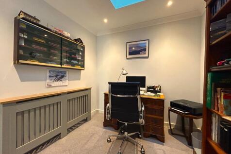 Bedroom Three - Office Pic 2