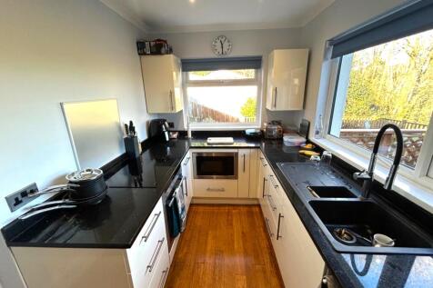 Kitchen Pic 3