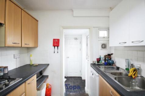 F2fbc273-Kitchen 202.JPG