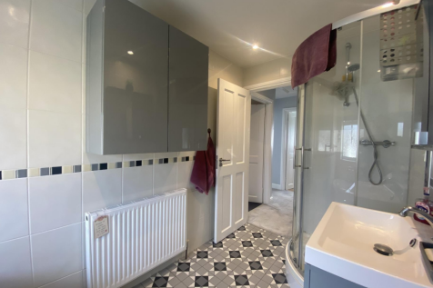 Contemporary bathroom