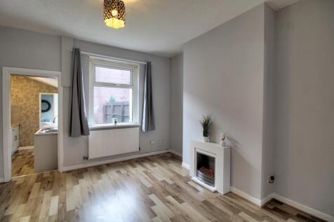 IMG_0103_4_5_Interior 4