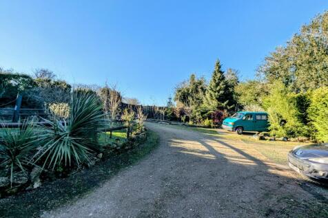 Driveway &amp; Parking