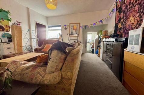 Lounge 1