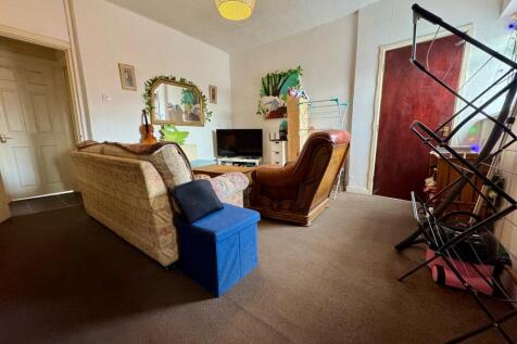 Lounge 2