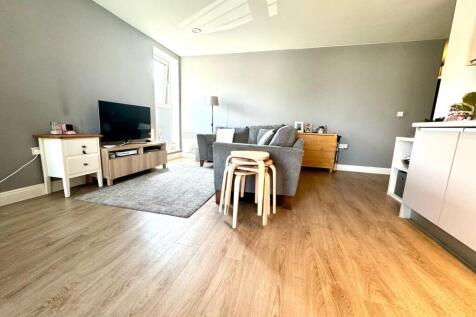 Kitchen / Living Room