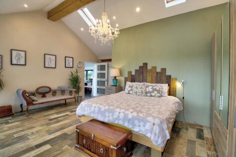 IMG_7341_2_3_Interior 4
