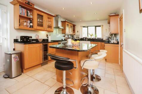 Kitchen breakfast room