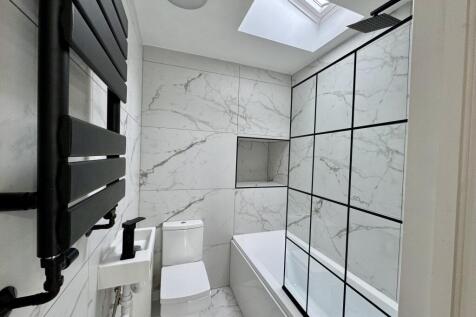 en-suite bathroom