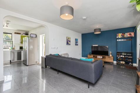 Open Plan Living 1