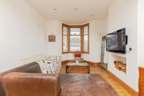 Open Plan Living/Dining Room 1
