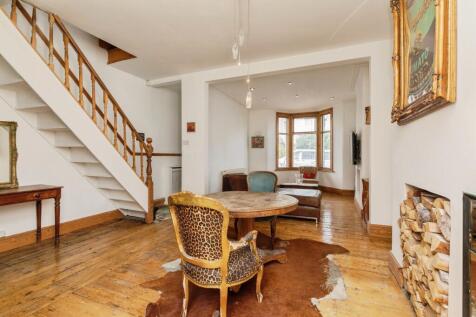 Open Plan Living/Dining Room 2