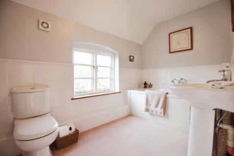 En-suite to Bedroom 1