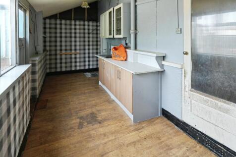Lean To/Veranda