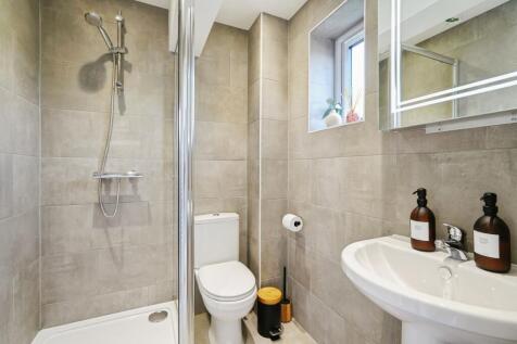 Cloakroom/WC