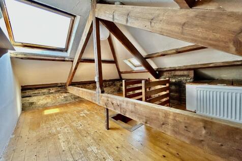 Loft Room...
