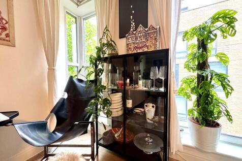 Kitchen / Living Room 2