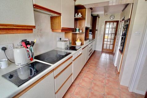 10. Kitchen